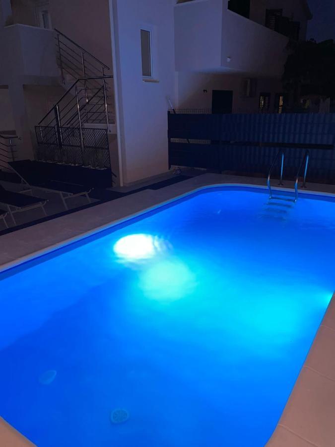 Villa Milena-With A Pool Trogir Exterior foto